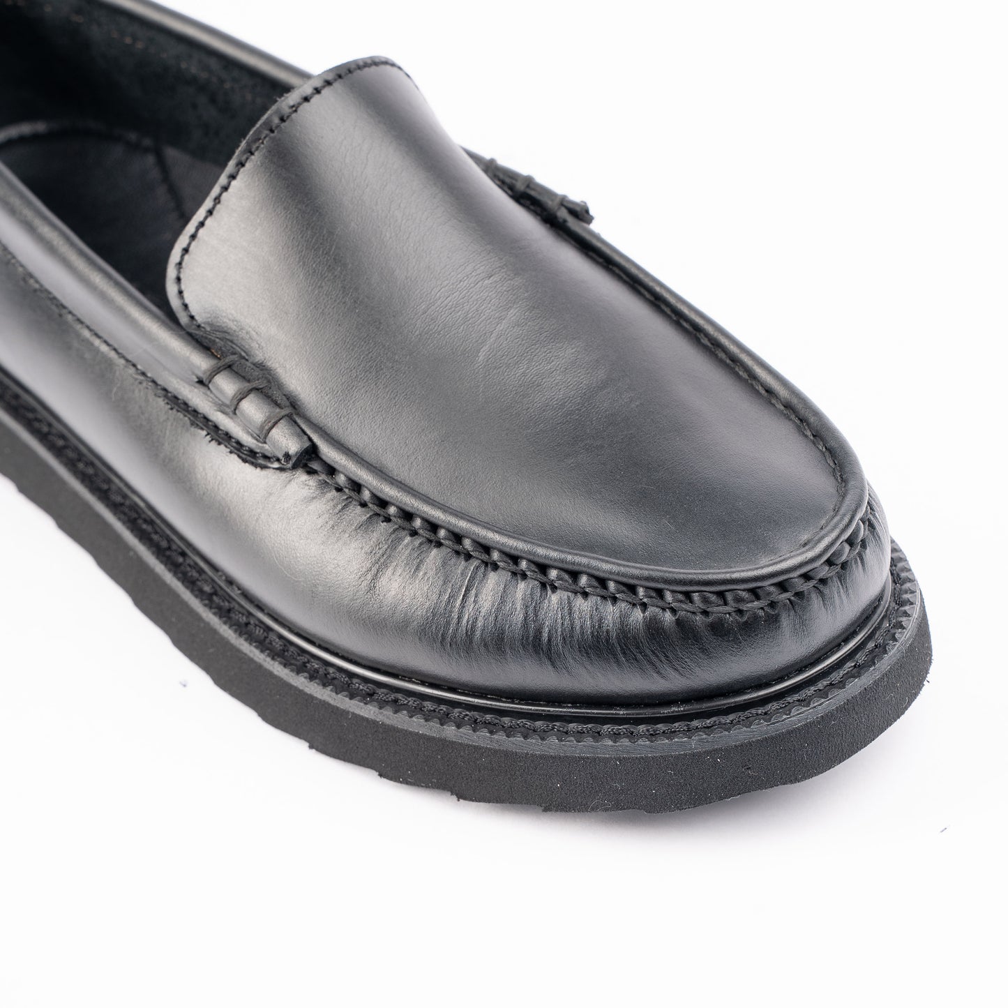 Ilakad Trevor LITE Black / Black Loafer Rubber Outsole Smart Casual Formal Genuine Leather Shoes Marikina Made