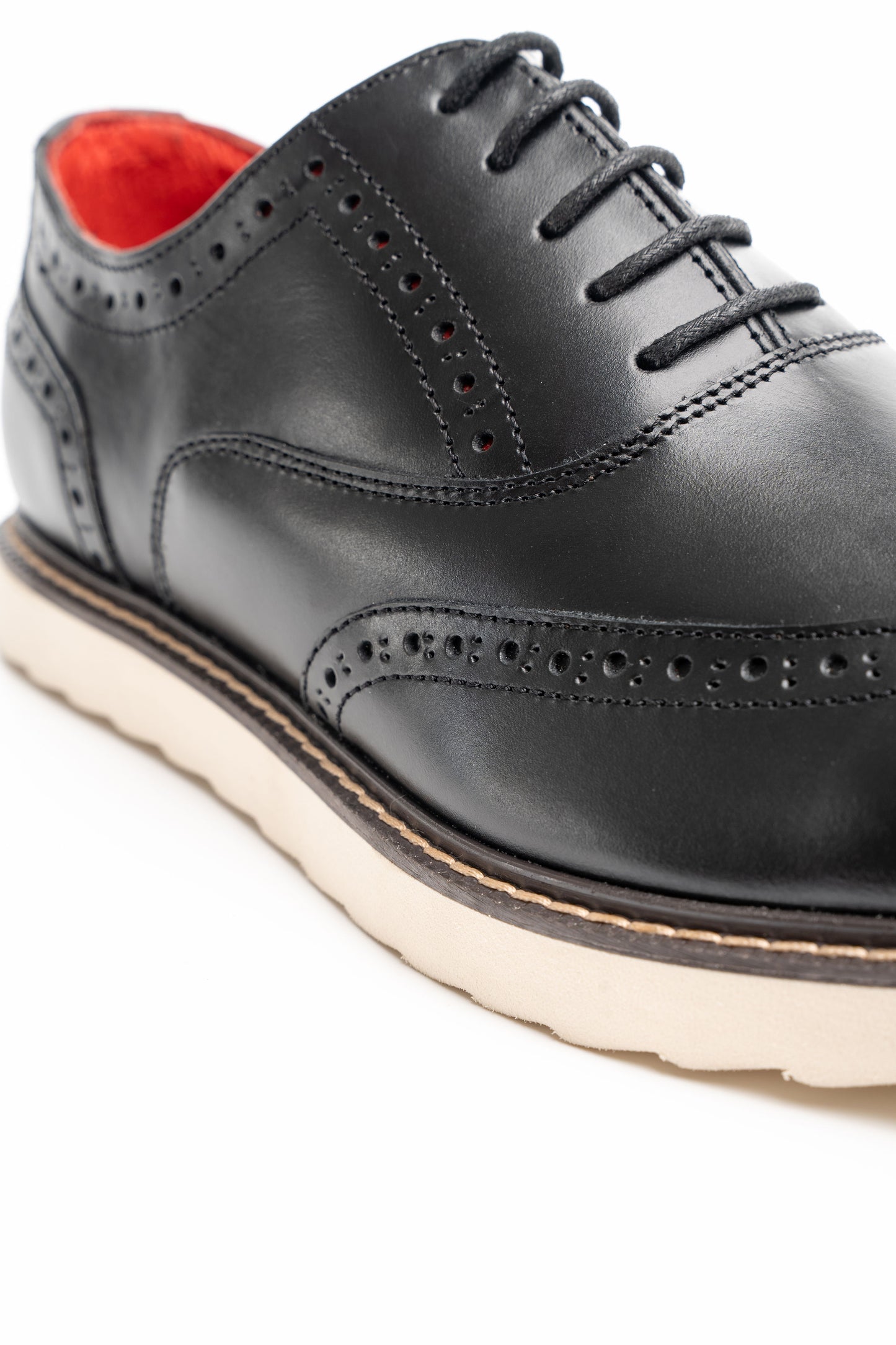 Ilakad Oxford LITE Black/White Wingtip Rubber Outsole Smart Casual Formal Genuine Leather Shoes Marikina Made